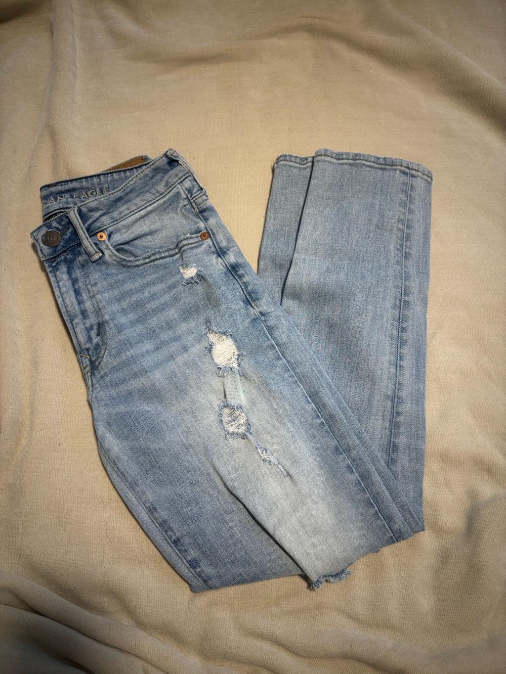 American Eagle Outfitters Light Blue Distressed Boyfriend Jeans